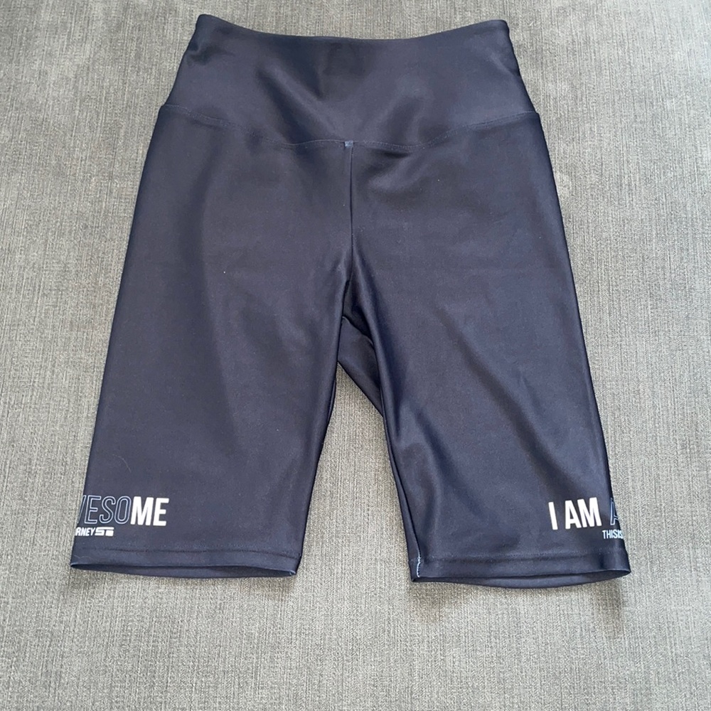 Shaun T I Am awesoME Biker Shorts Black Size M NWOT